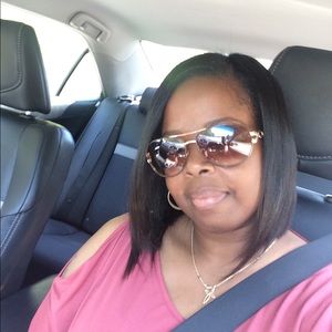 Meet your Posher, Latasha